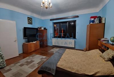 Fara comision! 3 camere 76 mp, pod 80 mp, cota parte din curte, ultracentral - 4