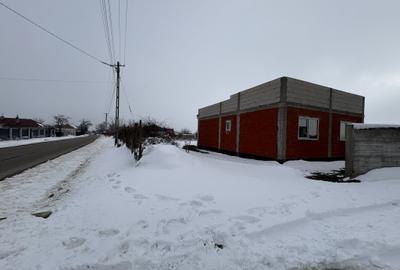 Casă cu 4 camere cu Teren 800 Mp în Olteni - 4