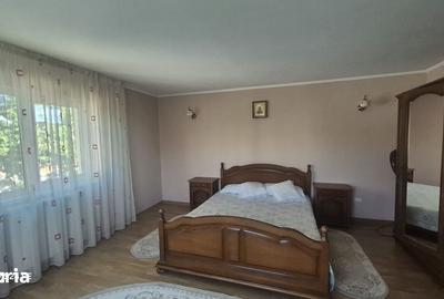 Casă cu 5 camere cu Teren 662 Mp în 1 Mai - 18