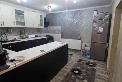 Casă cu Teren 3650 Mp în Sânmihaiu de Câmpie - 10