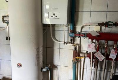 Casă individuală cu 15 camere cu Garaj în Comănești - 16