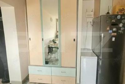 Apartament cu 3 camere semidecomandat în Central - 6