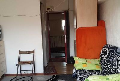 Garsonieră semidecomandată în Micro 17 - 3