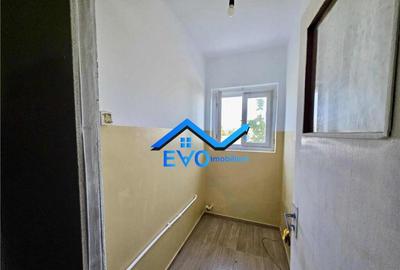 Camera de camin, de , etajul 1, compartimentata in 2 incaper - 3