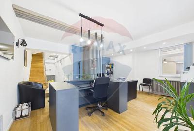 Apartament cu 4 camere decomandat în P-ța Unirii - 14