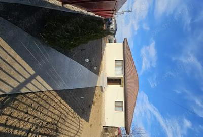 Casă cu 3 camere în Braniștea - 2