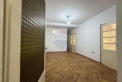 Casă cu 6 camere cu Teren 390 Mp în Floreasca - 11