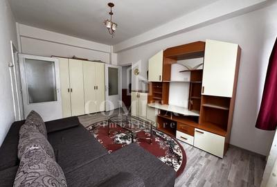 Apartament cu 2 camere semidecomandat, mobilat în Central