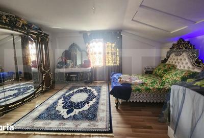 Casă cu 7 camere cu Teren 292 Mp în Central - 9