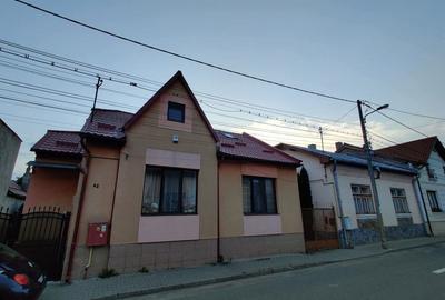 Casă cu 4 camere în Sighetu Marmației - 1