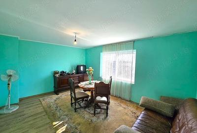 Teren in suprafata de 7774 intravilan | Constructi in suprafata de 1029 mp - 7