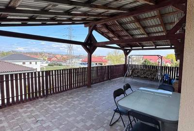 Apartament cu 2 camere decomandat în Ghiroda