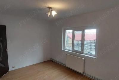Apartament cu 2 camere semidecomandat în Central - 3