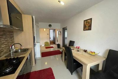 Apartament de vanzare cu 3 camere, 69 mp, zona Salajanca - 2