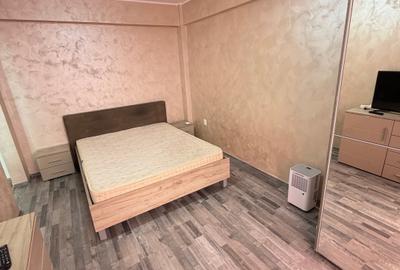 Garsonieră decomandată în Cug - 2