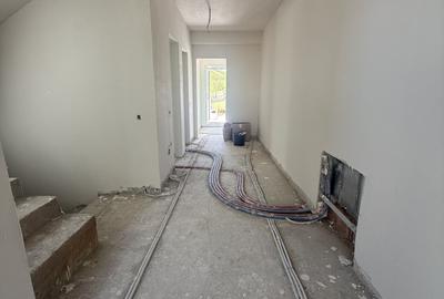 Duplex cu 4 camere cu Canalizare în Florești - 5