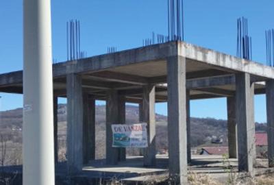 Teren de 3230 mp, în Central - 9