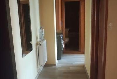 Apartament cu 2 camere decomandat în Radu Negru - 2