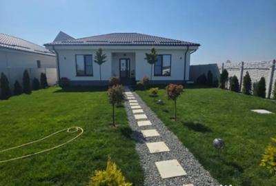 Casă cu 3 camere cu Teren 497 Mp în Central - 12