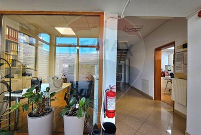 Spațiu industrial, de 5,000 mp, în Gară - 9