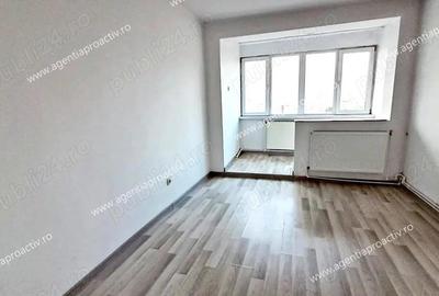 Apartament cu 3 camere, Tiglina 2, centrala termica, nemobilat! - 1