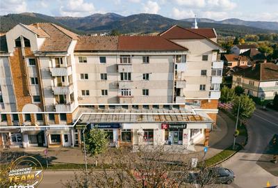 Spațiu comercial, de 626 mp, în Central - 7