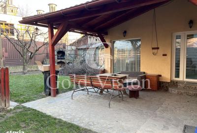 Casă cu 4 camere în Central - 3