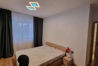 Apartament cu 3 camere semidecomandat, mobilat în Florești - 5