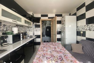 Apartament cu 2 camere semidecomandat în Micro 11 - 2