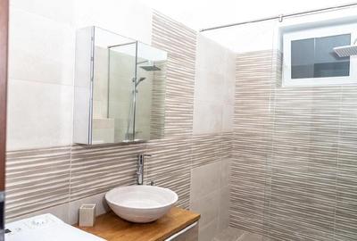 Apartament cu 2 camere decomandat în Dumbrăvița - 1