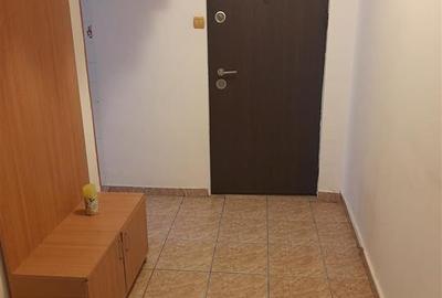 Apartament cu 3 camere semidecomandat în Dacia - 21