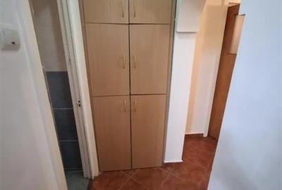 Apartament cu 3 camere decomandat în Tei - 7