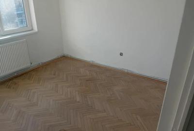 Apartament cu 2 camere semidecomandat în Central - 4