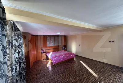 Casă cu 7 camere cu Teren 407 Mp în Romanești - 6