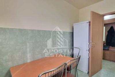 Apartament cu 2 camere semidecomandat, mobilat în Lipovei