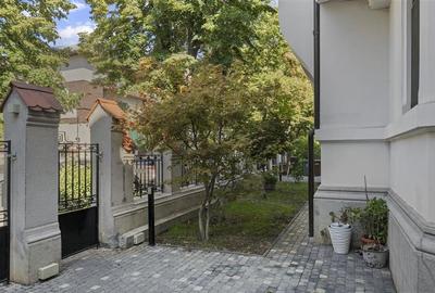 Casă individuală cu 9 camere cu Teren 200 Mp în Central - 30