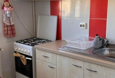 Garsonieră în Titan - 2