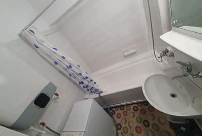 Inchiriez apartament central 2 camere - 6