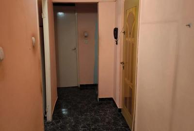 De vanzare apartament 2 camere Bul. Pandurilor - 2