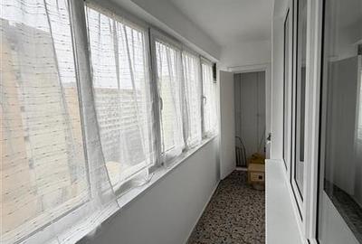 Apartament cu 3 camere decomandat în Obor - 10