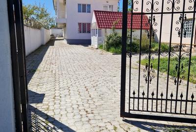 Casă cu 4 camere în Central - 8