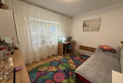 Apartament cu 2 camere decomandat, mobilat în Lipovei - 3