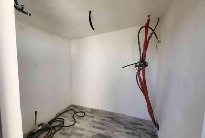 Casă cu 3 camere cu Teren 400 Mp în Letea Veche - 8