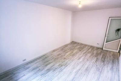 Apartament 3 camere Decomandat - Nicolina - prima statie dupa Podul Ros - 11