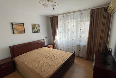 Apartament cu 2 camere decomandat în Apărătorii Patriei - 4