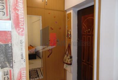 Apartament cu o camera, garsoniera Titan metrou - 11