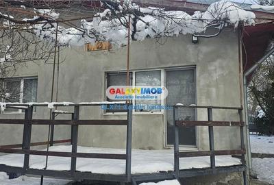 Casă cu 4 camere în Postăvari