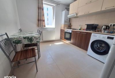 Apartament cu 2 camere decomandat în Tractorul - 2