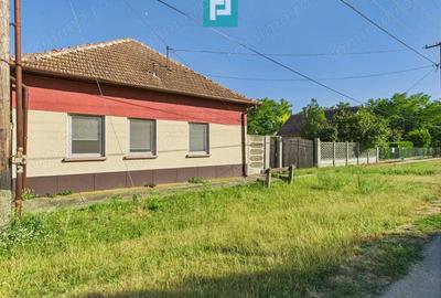 Casa 3 camere renovata cu poten?ial in Ketegyhaza - 1