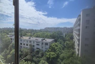 Apartament cu 3 camere în Drumul Taberei - 1